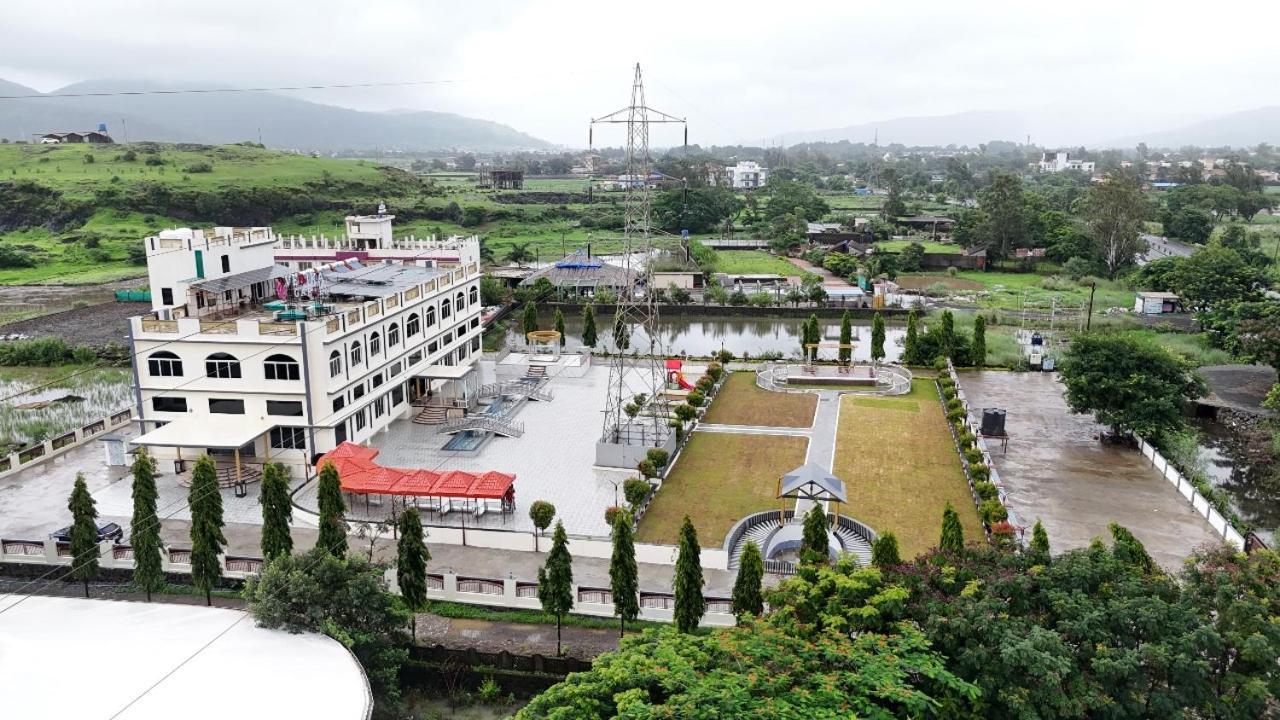 Vedika Garden Hotel Lonavala Exterior photo